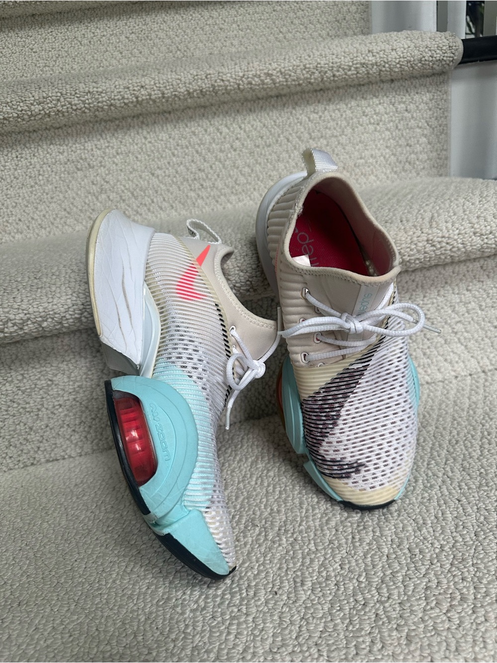 Nike Air Women's White and Mint Running Sneakers with Black Swoosh 7.5
